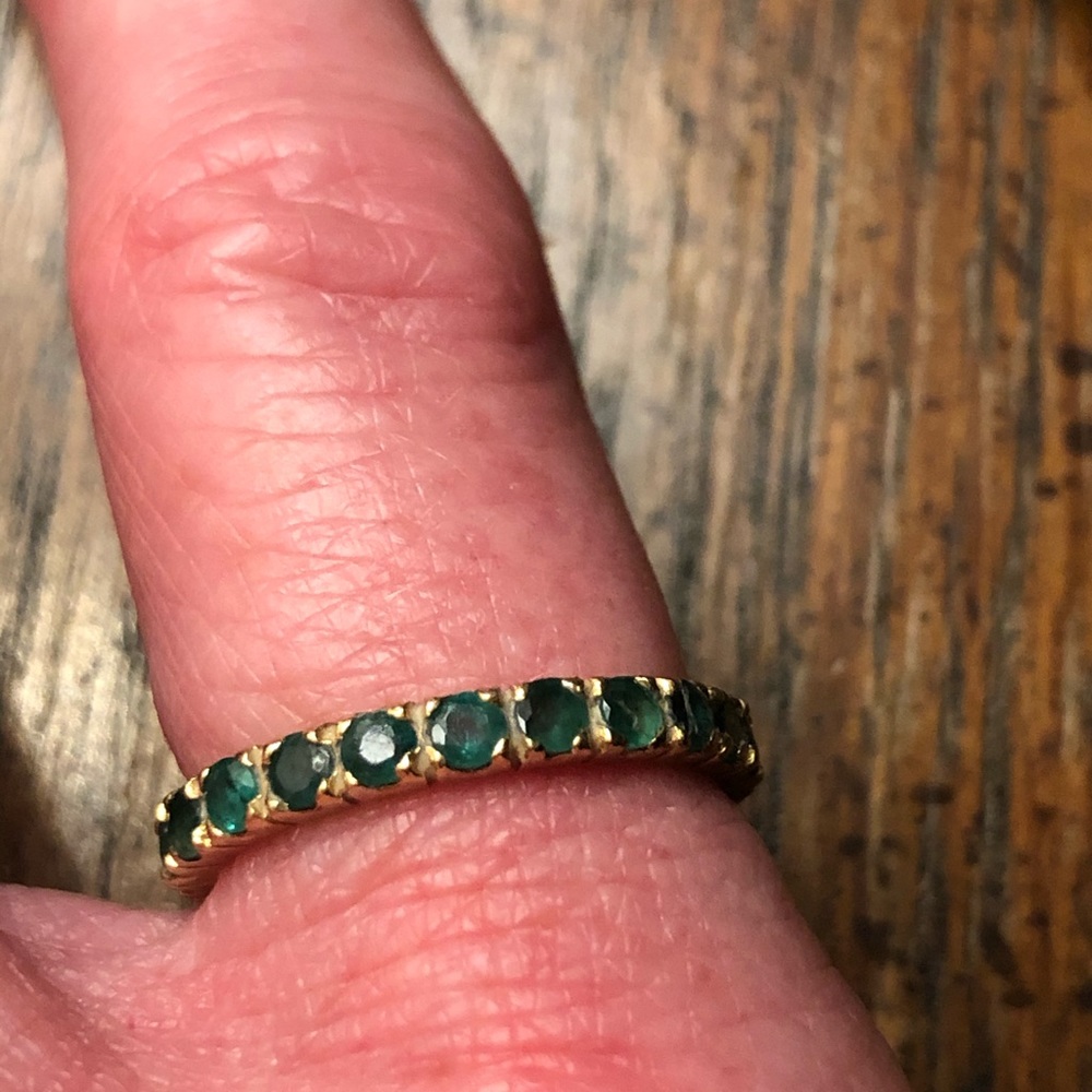 Emerald & gold ring